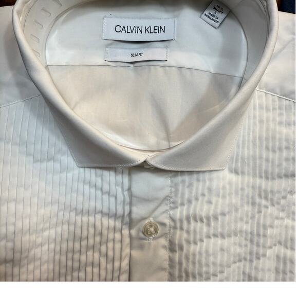 Calvin Klein Men's Slim-Fit Pleat front French Cuff Dress Shirt 16.5 36/37 $125 - Picture 6 of 6